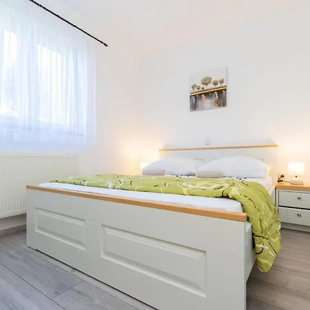 Krk David & Matej Apartman Linardići